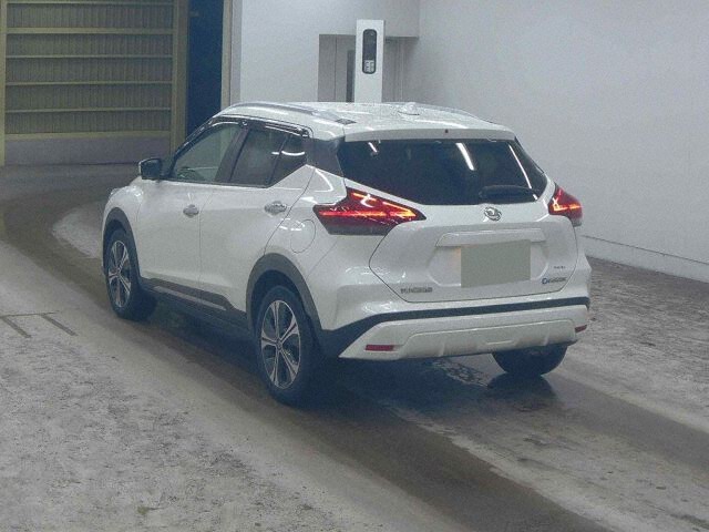 2022 Nissan Kicks X auction photo 2