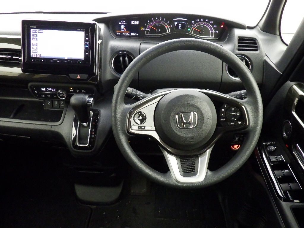 2019 Honda N-BOX 4WD Custom G L Honda Sensing auction photo 3