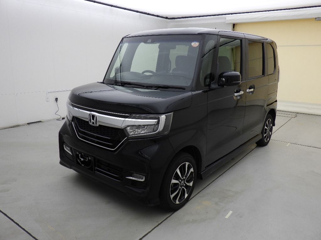 2019 Honda N-BOX 4WD Custom G L Honda Sensing auction photo 4