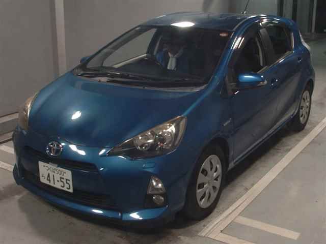 2012 Toyota Aqua G auction photo 4