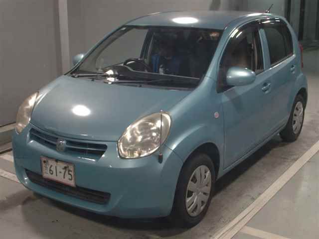 2012 Toyota Passo X L Package auction photo 4