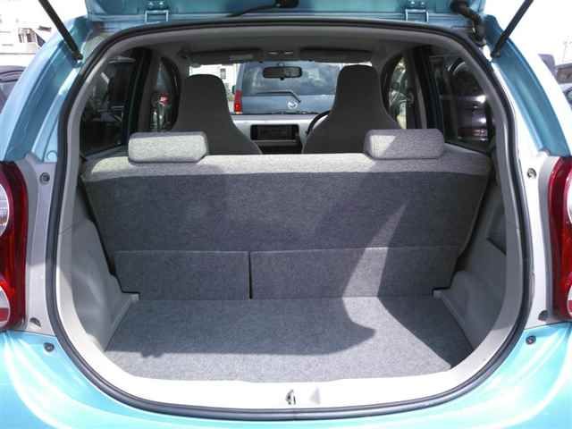 2012 Toyota Passo X L Package auction photo 10