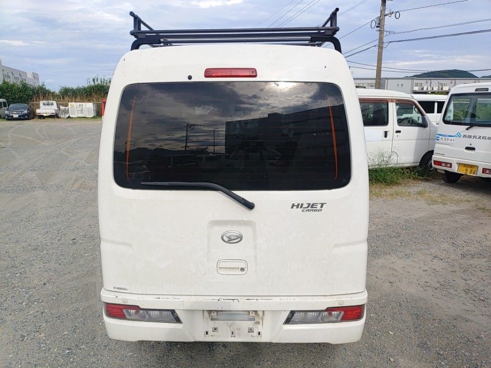 2020 Daihatsu ハイゼット カーゴ auction photo 5