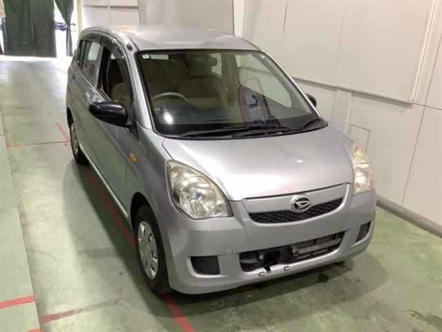 Japan Auction Vehicles 4 2017 Daihatsu Mira 4WD Xスペシャル auction photo