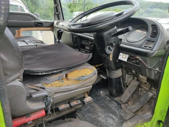 2003 Isuzu Forward auction photo 3