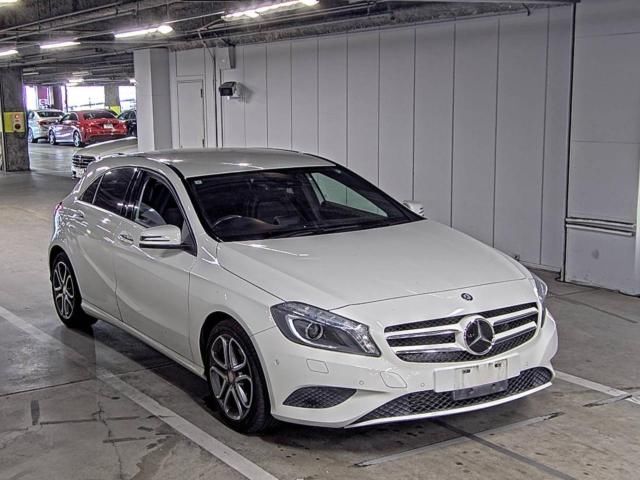 Japan Auction Vehicles 5 2015 Mercedes-Benz A 180 スタイル + auction photo