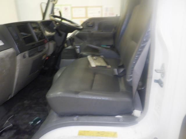 2010 Isuzu Elf Aerial work platform auction photo 8