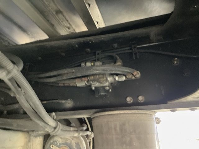 2008 Isuzu Giga Aluminum Wing auction photo 16