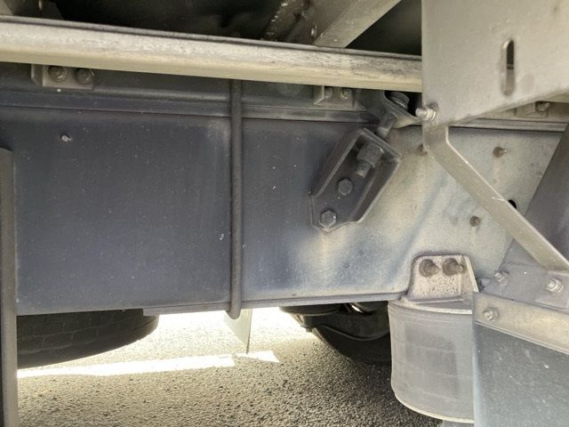2008 Isuzu Giga Aluminum Wing auction photo 14