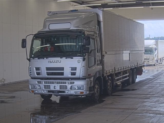 2008 Isuzu Giga Aluminum Wing Japan auction vehicle