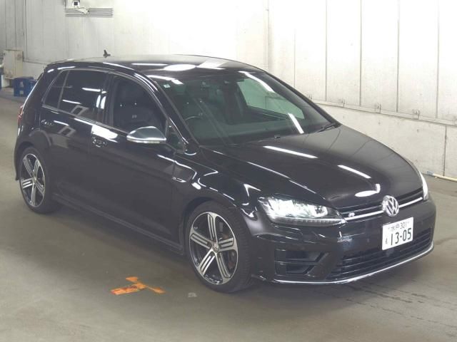 Japan Auction Vehicles 5 2017 Volkswagen VW ゴルフ R auction photo