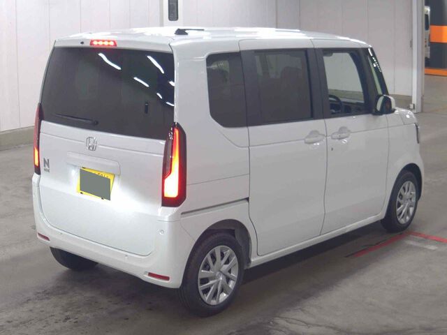 2026 Honda N-BOX Base grade 4WD auction photo 5
