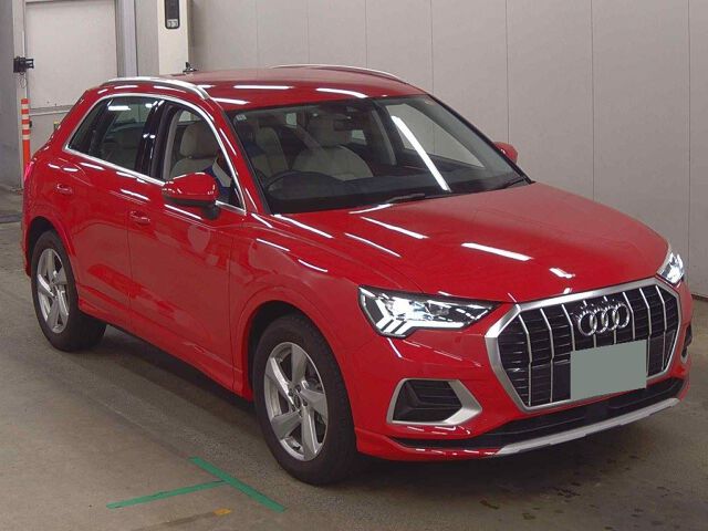 2024 Audi Q3 35TFSIアドバンス Japan auction vehicle