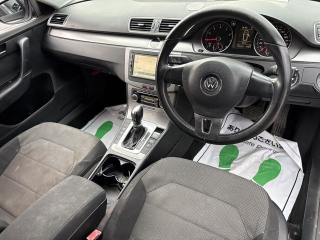 2011 Volkswagen VW パサート auction photo 4
