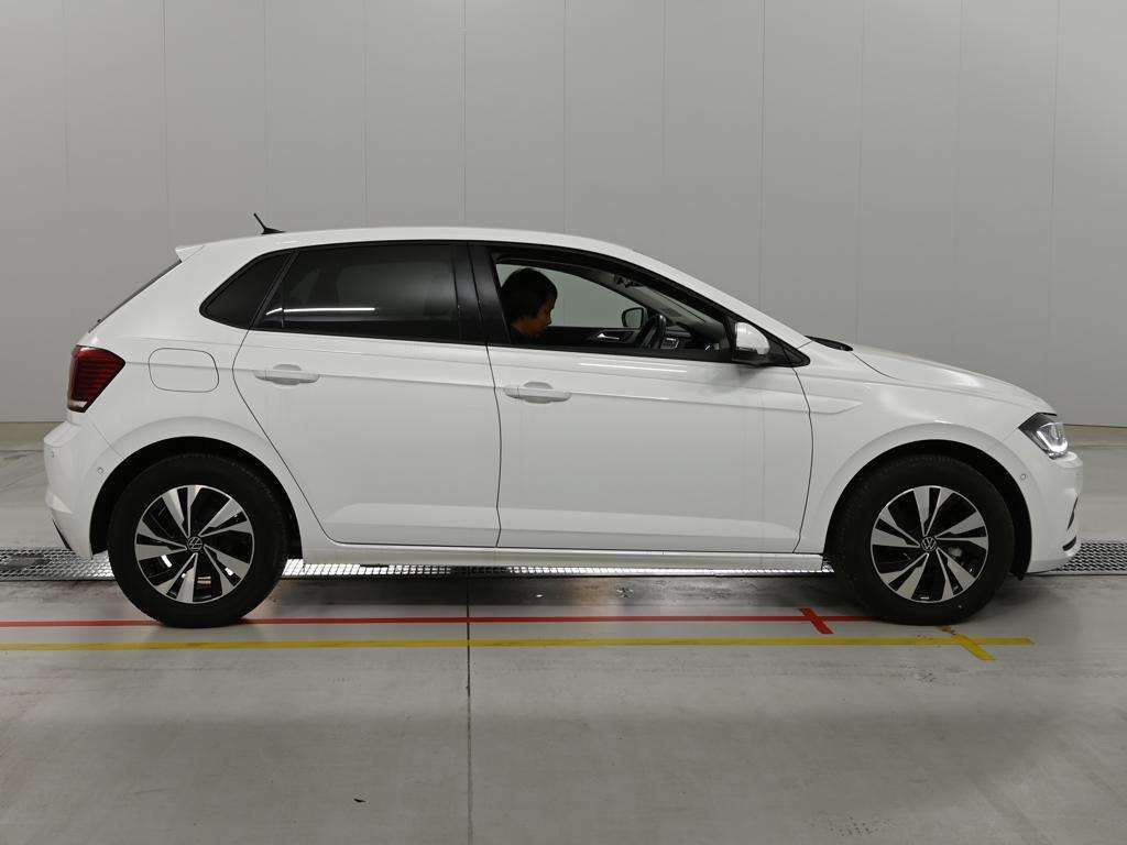 2021 Volkswagen VW ポロ TSIコンフォートライン auction photo 3