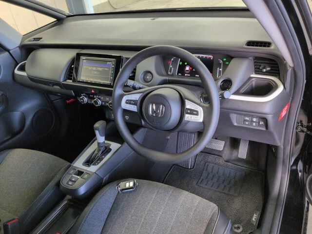 2021 Honda Fit ホーム auction photo 3