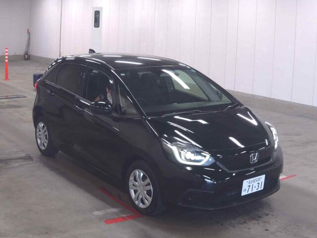 Japan Auction Vehicles 8 2021 Honda Fit ホーム auction photo