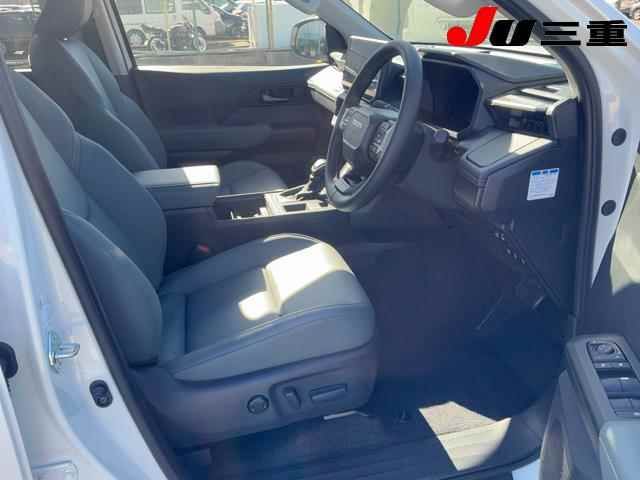 2026 Toyota Hilux Zアドベンチャー 4WD auction photo 4
