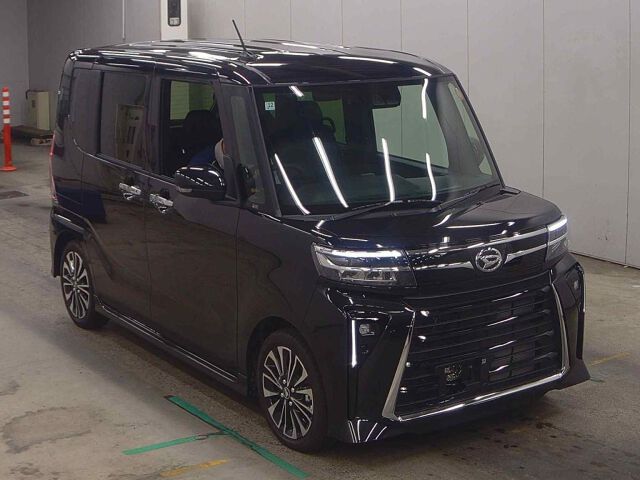 2025 Daihatsu Tanto Custom RS Limited Japan auction vehicle
