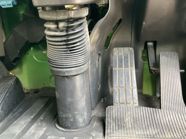 2016 Nissan Diesel クオン Aluminum Wing auction photo 4