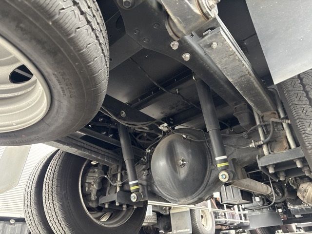 2020 Hino Dutro Aluminum van auction photo 10