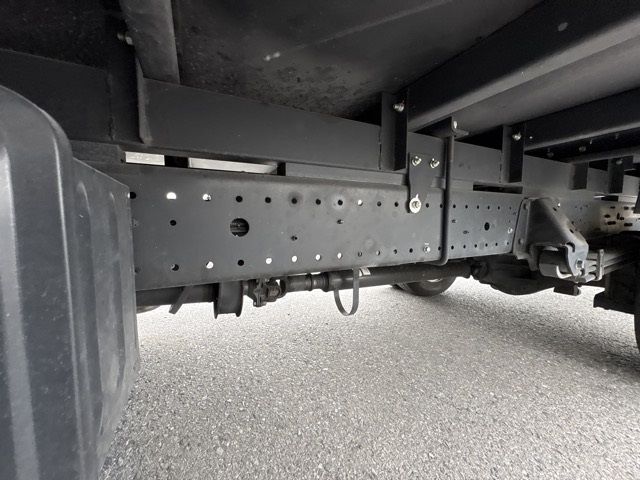 2020 Hino Dutro Aluminum van auction photo 12