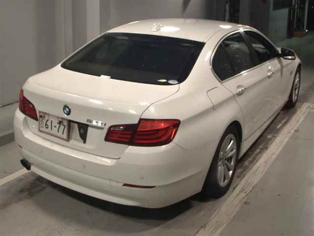 2012 BMW 5 Series 523i auction photo 5