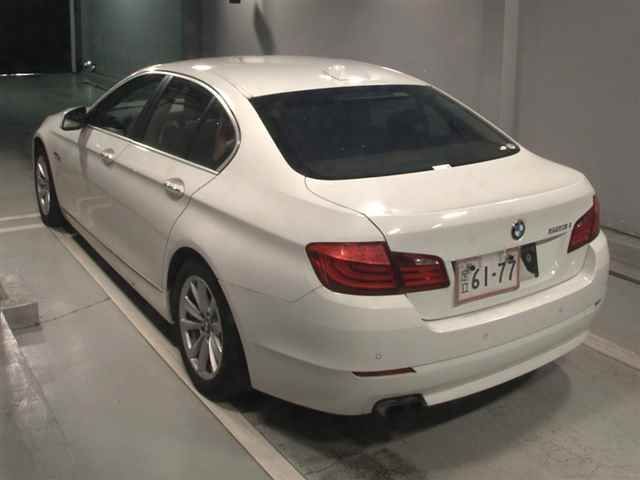 2012 BMW 5 Series 523i auction photo 2