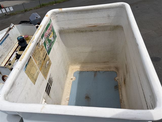 2012 Isuzu Elf 高所作業車 auction photo 4