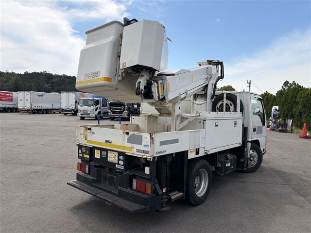 2012 Isuzu Elf 高所作業車 auction photo 2