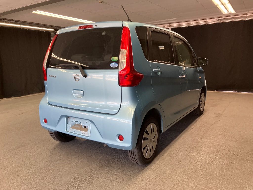 2017 Nissan Dayz J auction photo 4