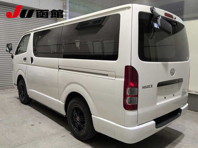 2014 Toyota Hiace 4WD DX auction photo 2