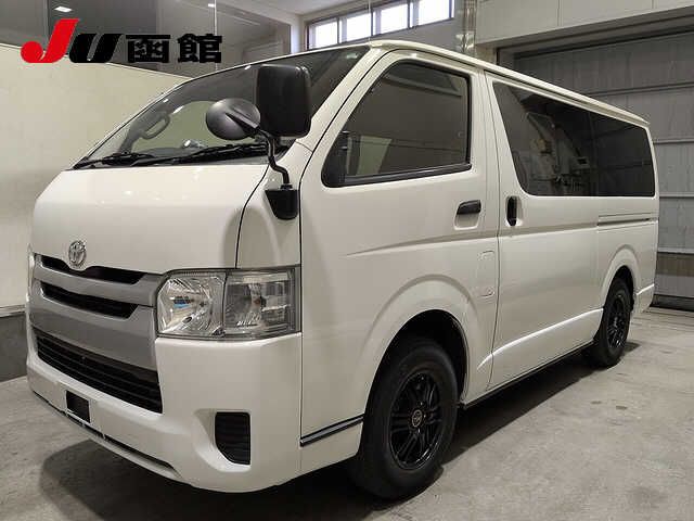 2014 Toyota Hiace 4WD DX Japan auction vehicle