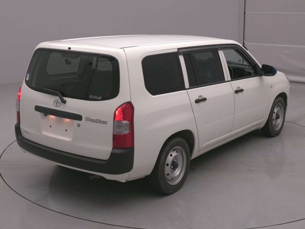 2022 Toyota Probox G auction photo 2