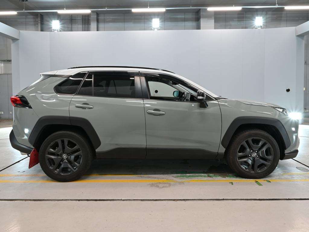 2022 Toyota RAV4 アドベンチャー 4WD auction photo 3