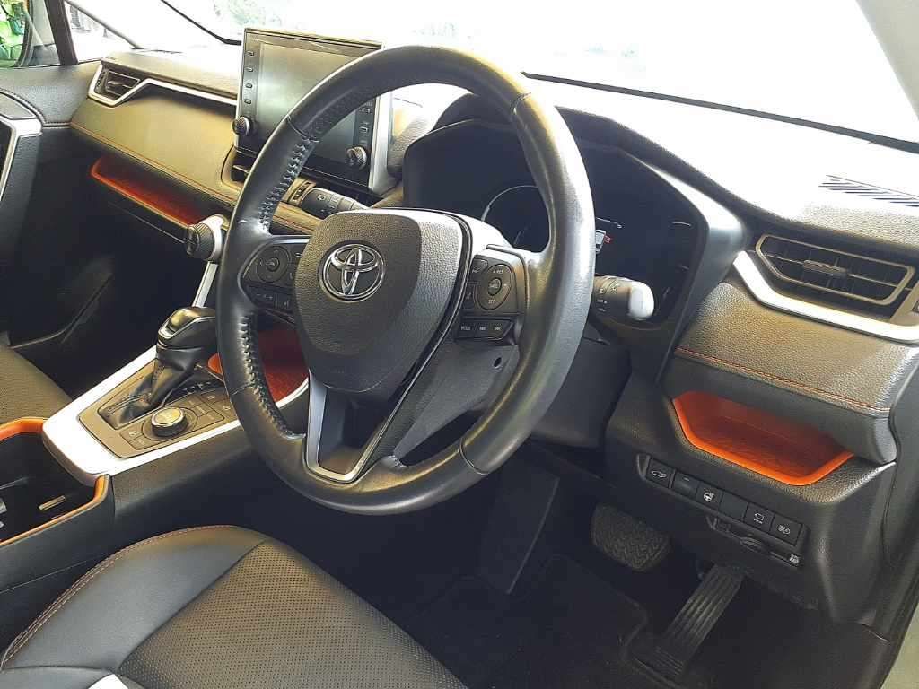 2022 Toyota RAV4 アドベンチャー 4WD auction photo 9