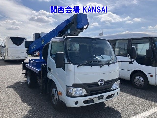 2018 Hino Dutro コウショサギョウ Japan auction vehicle