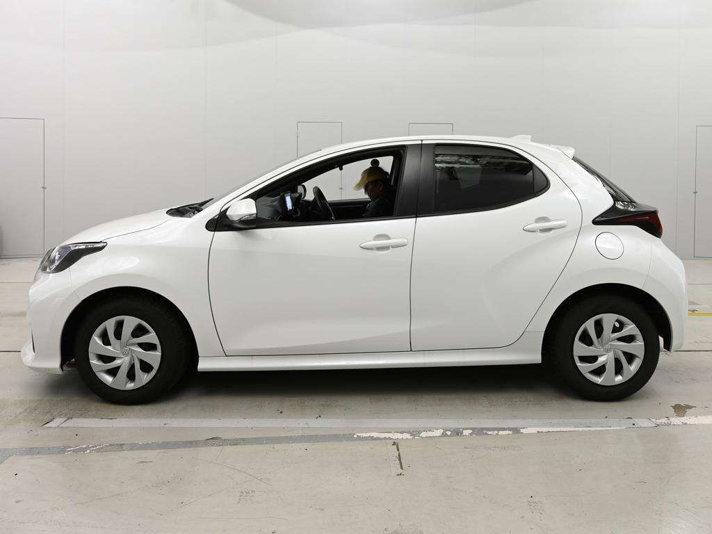 2023 Toyota Yaris X スマートエントリーPKG auction photo 4