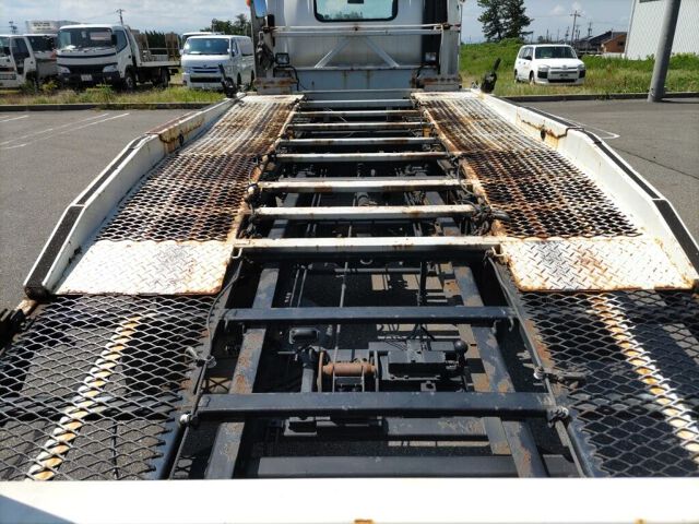2013 Isuzu Elf Seksai auction photo 3