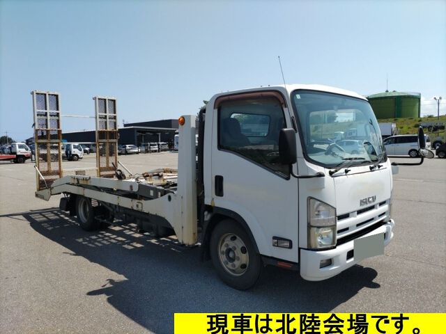 2013 Isuzu Elf Seksai Japan auction vehicle
