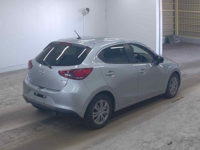 2022 Mazda 2 15C auction photo 5