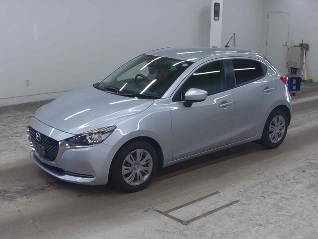 2022 Mazda 2 15C auction photo 4