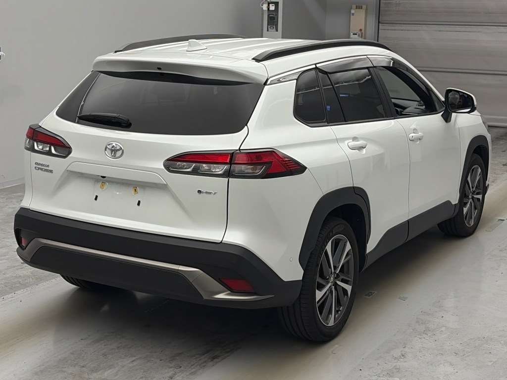 2023 Toyota Corolla Cross ハイブリッド Z 4WD auction photo 2