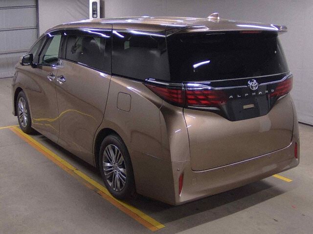2025 Toyota Alphard Z auction photo 2
