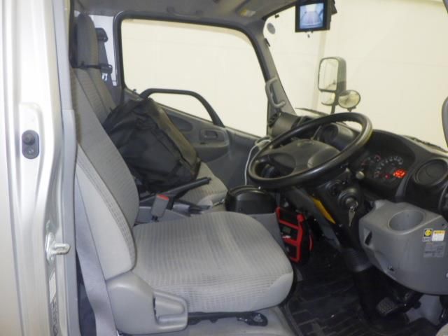 2019 Toyota Dyna Van auction photo 6