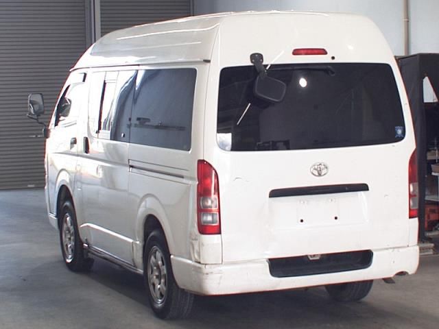 2006 Toyota Hiace auction photo 2