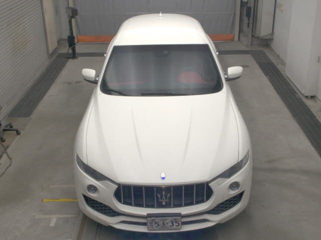 2017 Maserati マセラティ 4WD Levante auction photo 6