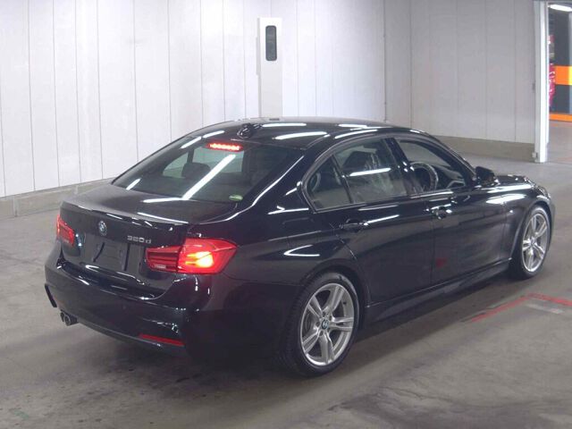 2017 BMW 3 Series 320D M Sport auction photo 5