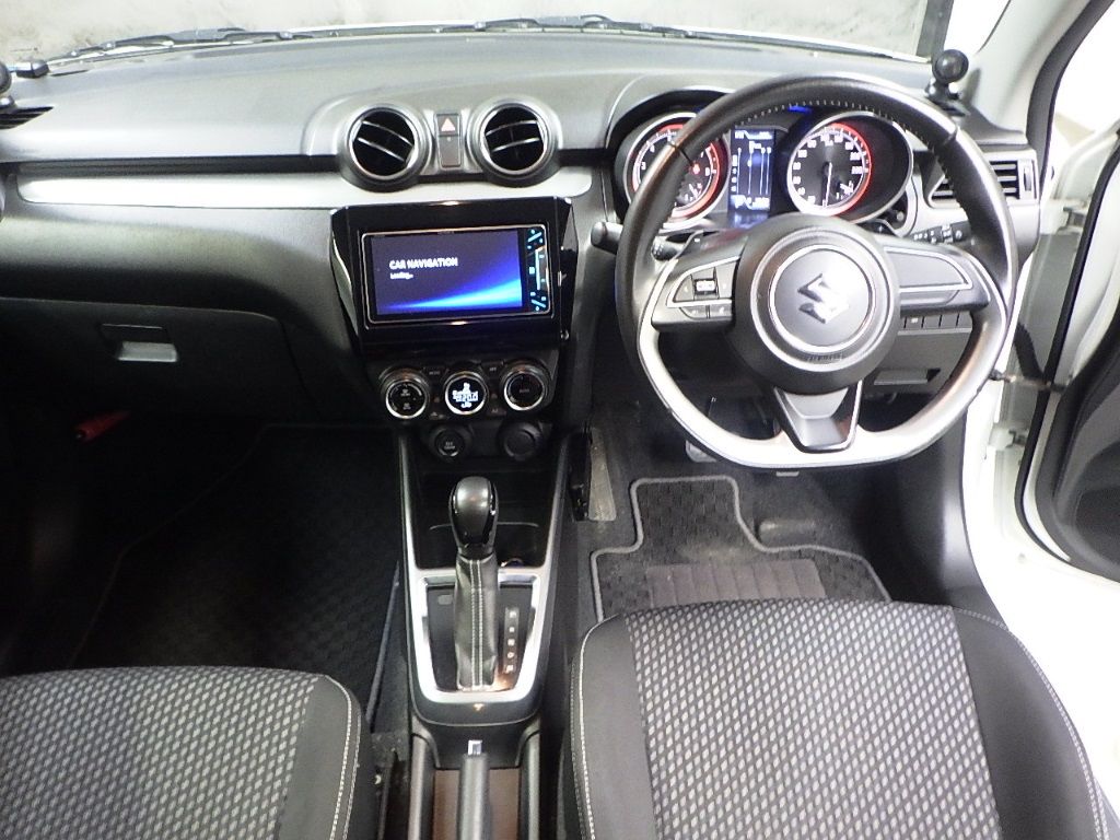 2017 Suzuki Swift 4WD Hybrid RS auction photo 3