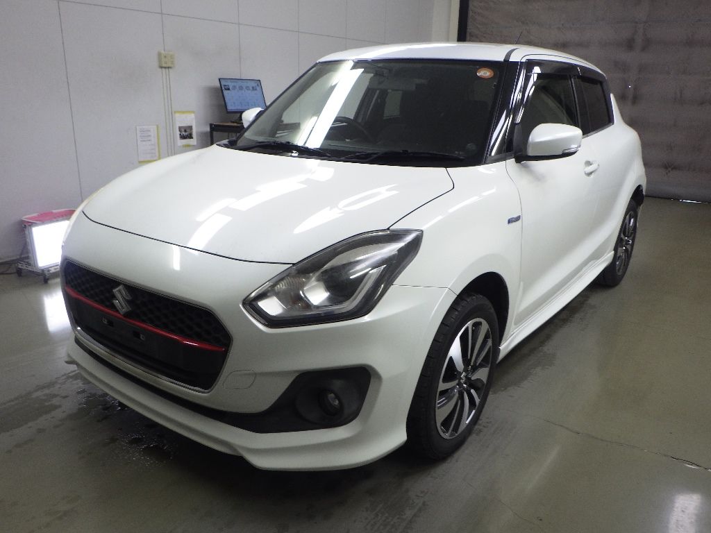 2017 Suzuki Swift 4WD Hybrid RS auction photo 4